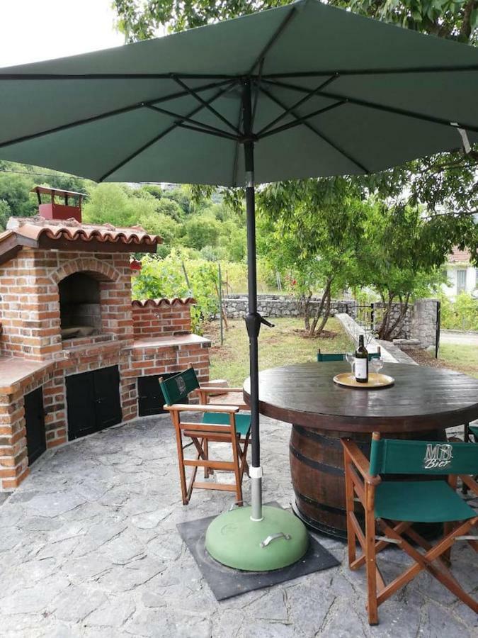T-A Apartment Rijeka Crnojevića Kültér fotó